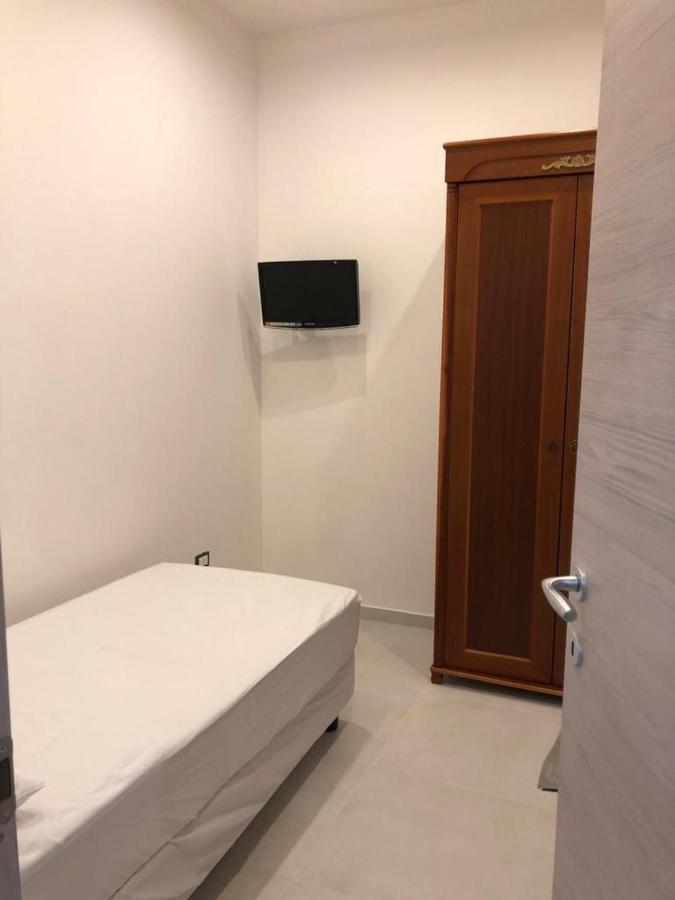 13 Minuti Dal Centro Bed & Breakfast Reggio di Calabria Exterior photo
